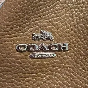 Coach Brown Leather Backpack with Structured Design and Turnlock Closure Amazon.com: COACH Women main image 3